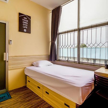 Oyo Life 3149 Guest House Ppli Bandung Exteriör bild